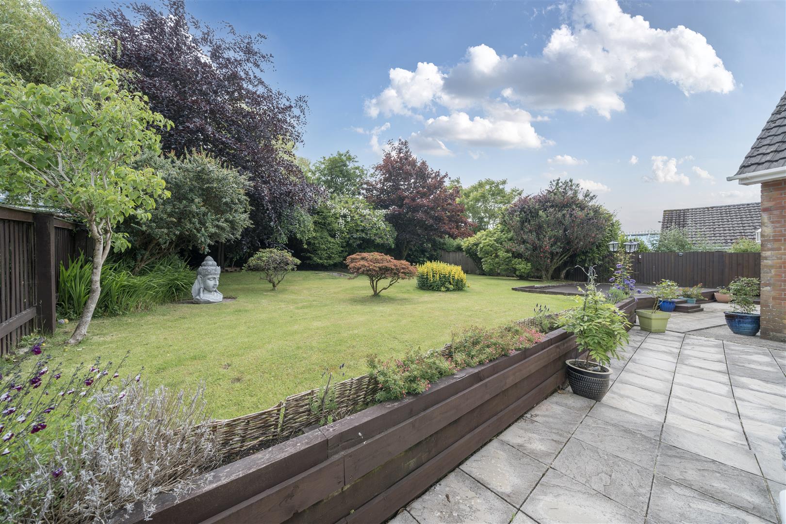 Hendrefoilan Drive, Sketty, Swansea, SA2 7NG